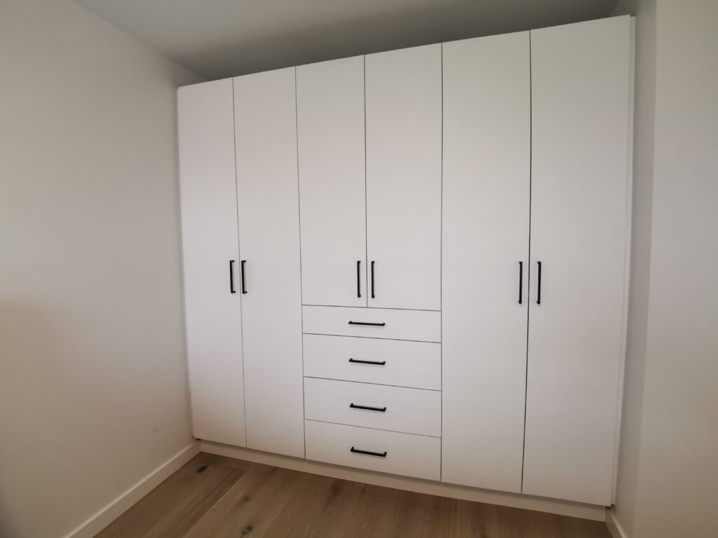 Custom Wardrobes Kitchener Waterloo | Demas Woodworx